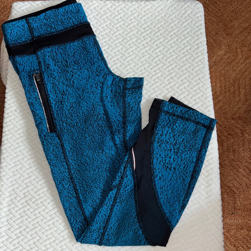 Blue and Black Lulu Running Leggings